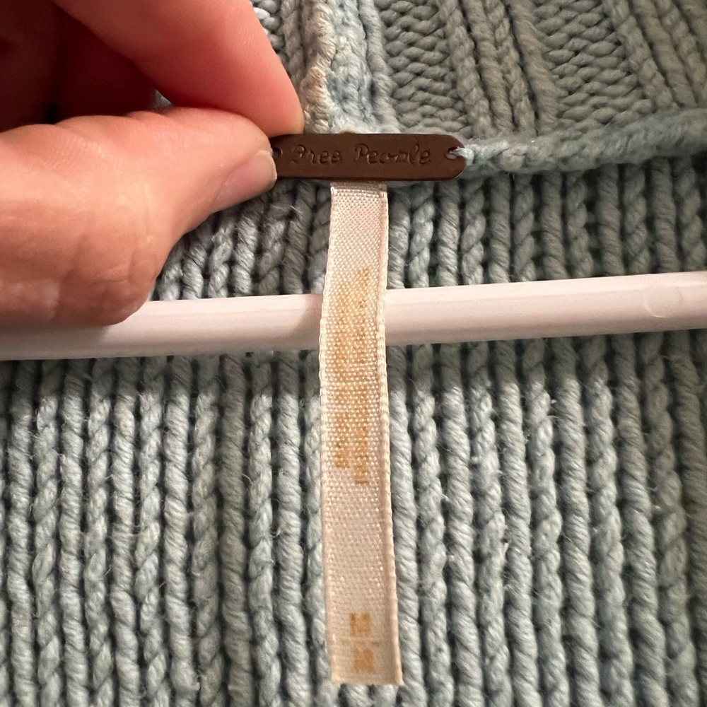 Free People cropped cardigan - Picture 6 of 6